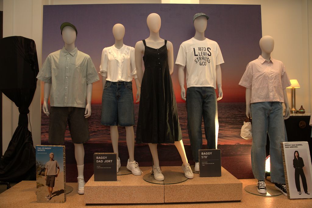Levi's