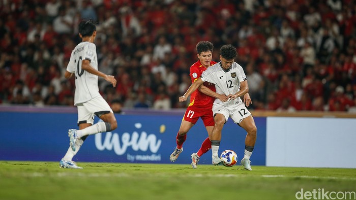 Timnas Vietnam U23 berhasil kalahkan Timnas Indonesia U23 dengan skor tipis 0-1 di SUGBK, Jakarta, Selasa (29/7/2025).