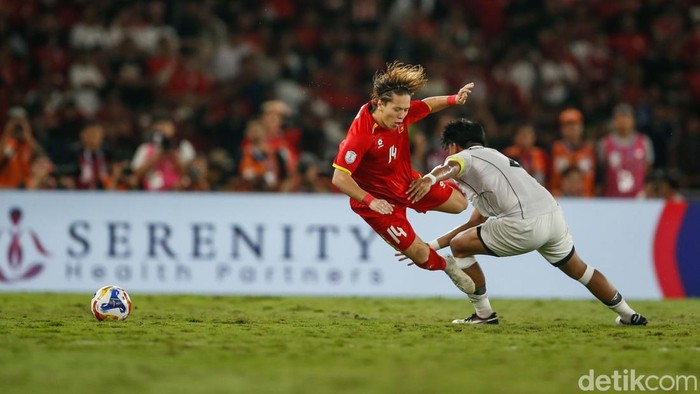 Lihat Lagi Duel Keras Indonesia Vs Vietnam di Final Piala AFF U-23 2025 Timnas Vietnam U23 berhasil kalahkan Timnas Indonesia U23 dengan skor tipis 0-1 di SUGBK, Jakarta, Selasa (29/7/2025).