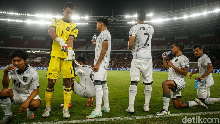Timnas Vietnam U23 berhasil kalahkan Timnas Indonesia U23 dengan skor tipis 0-1 di SUGBK, Jakarta, Selasa (29/7/2025).