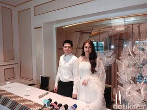 Luna Maya dan Maxime Bouttier All Out Gelar Resepsi di Jakarta Luna Maya dan Maxime Bouttier All Out Gelar Resepsi di Jakarta