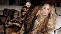 Foto: Mariah Carey Pemotretan High Fashion, Ungkap Filosofi Anti Tua