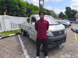 Cerita Aufaa Penggugat Jokowi Servis Mobil Esemka Bekas di Pabrik Boyolali