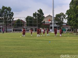 Persis Solo Didenda Komdis PSSI Rp 45 Juta Buntut Suporter Away ke Madura Persis Solo Didenda Komdis PSSI Rp 45 Juta Buntut Suporter Away ke Madura
