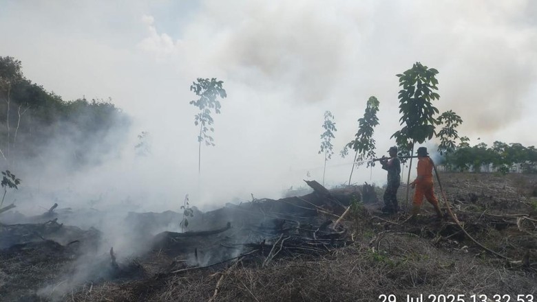 Karhutla di Muara Enim Sudah 5 Hari, Helikopter Water Bombing Dikerahkan