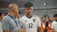 Ekspresi Hokky Caraka usai gagal menjadi juara.