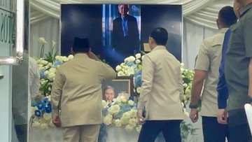 Penghormatan Prabowo: Kwik Kian Gie, Sang Ekonom Berpulang.