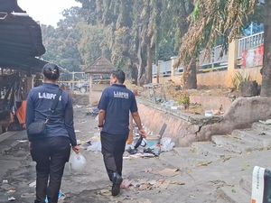 Puslabfor Bareskrim Cek Lokasi Kebakaran Pasar Taman Puring Puslabfor Bareskrim Cek Lokasi Kebakaran Pasar Taman Puring