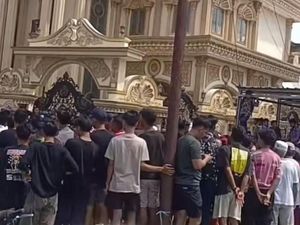 Viral Rumah Mewah Crazy Rich di OKI Sumsel Digeledah