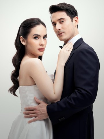 7 Foto Nino Fernandez &amp; Steffi Zamora Berbalut Baju Pengantin, Bak Prewedding
