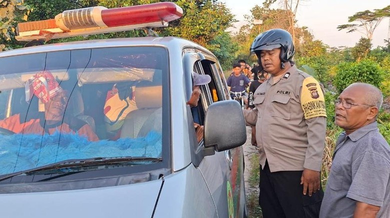 Hembusan Napas Terakhir Sehandi Usai Hirup Kepul Asap dari Lahannya