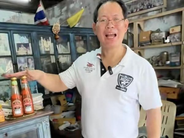 Begini Penampilan Toko Antik Saus Sriracha yang Buka Sejak 1932