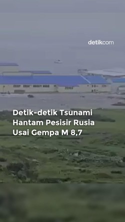 Video: Detik-detik Tsunami Hantam Pesisir Rusia