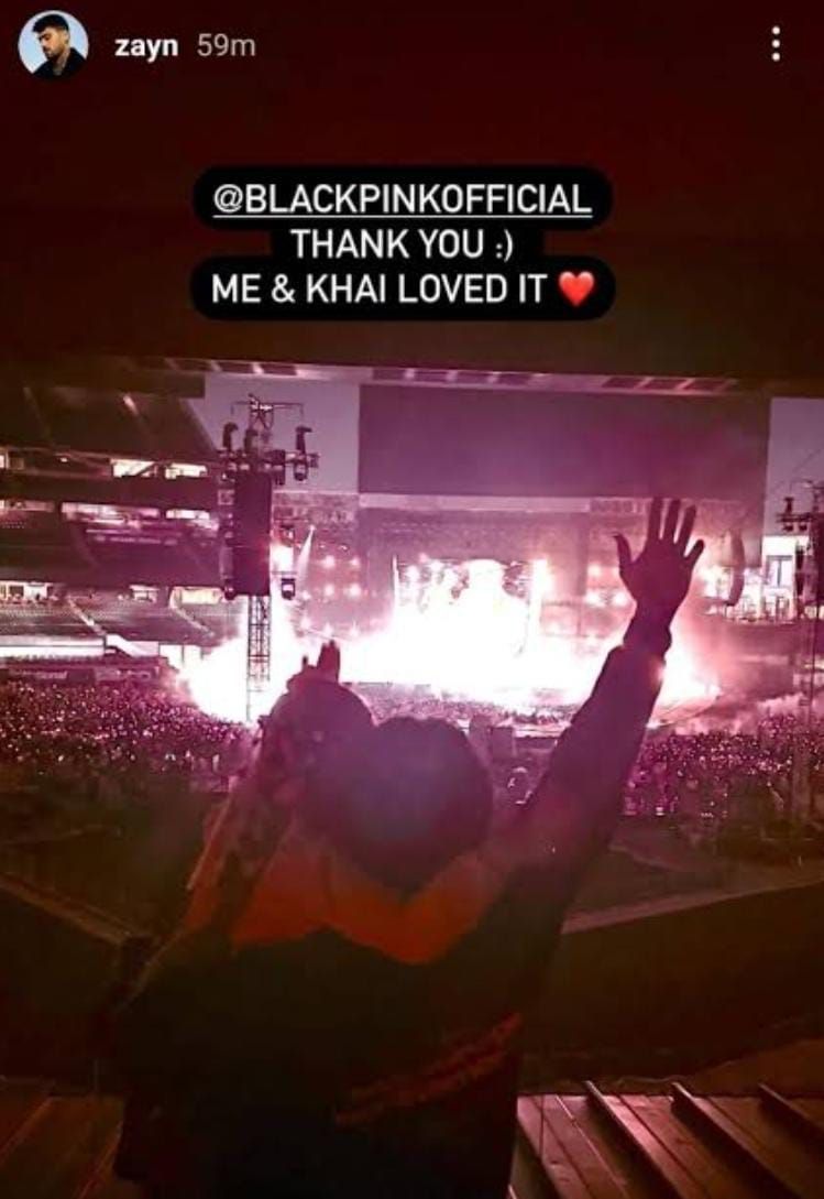 Zayn Malik dan putrinya saat menonton konser BLACKPINK