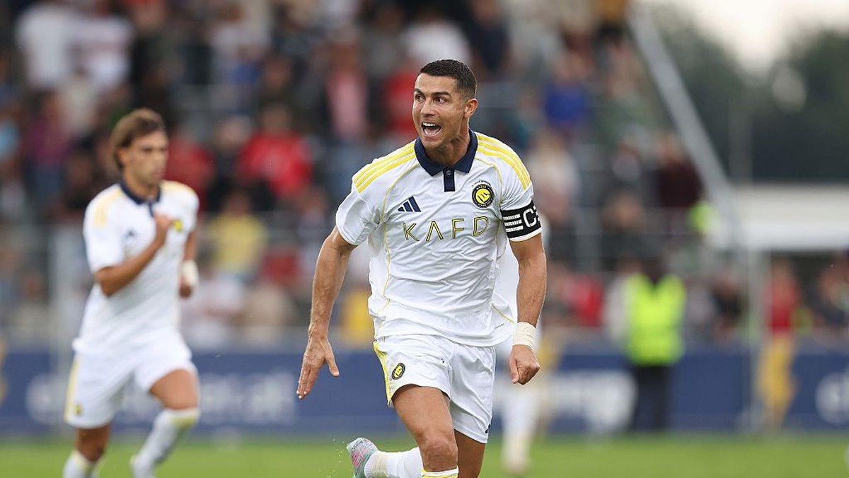 Cristiano Ronaldo cetak gol, Al Nassr menang 2-1 atas Toulouse (Getty Images/Crystal Pix/MB Media)