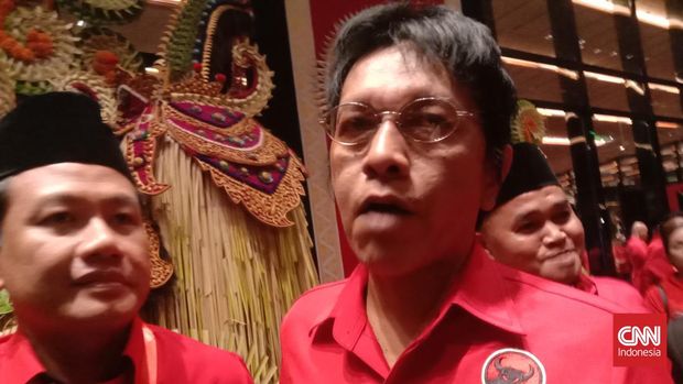 Adian Napitupulu selaku Wakil Sekretaris Jenderal Bidang Komunikasi PDIP, Rabu (30/7)
