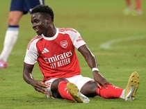 Arsenal Kalah, Saka dan Trossard Cedera