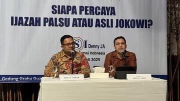 Survei LSI Denny JA: 72,6% Responden Tetap Percaya Jokowi Meski Ada Isu Ijazah Palsu