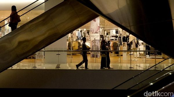 Fenomena Turunnya Daya Beli: Rojali-Rohalus Kumpul di Mal