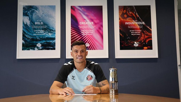 SUNDERLAND, ENGLAND - JULY 29: New Sunderland signing Granit Xhaka performs media duties at The Academy of Light on July 29, 2025 in Sunderland, England.  (Photo by Ian Horrocks/Sunderland AFC via Getty Images)