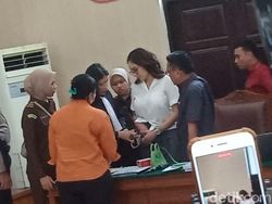 Nikita Mirzani Ngamuk di Sidang! Tuding Jaksa dan Hakim Diatur Reza Glasdys