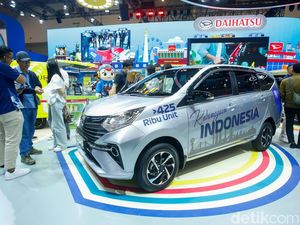 Nasib Mobil LCGC: Harga Makin Mahal, Diancam BEV Murah Nasib Mobil LCGC: Harga Makin Mahal, Diancam BEV Murah