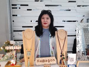 Wanita Ini Raup Puluhan Juta Sulap Limbah Jadi Perhiasan, Kok Bisa? Wanita Ini Raup Puluhan Juta Sulap Limbah Jadi Perhiasan, Kok Bisa?