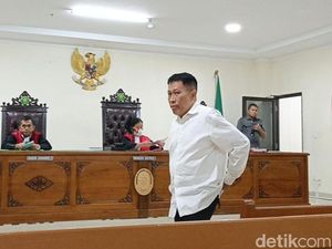 Annar Sampetoding Jalani Sidang Tuntutan Kasus Sindikat Uang Palsu Hari Ini Annar Sampetoding Jalani Sidang Tuntutan Kasus Sindikat Uang Palsu Hari Ini