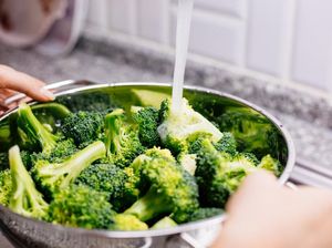 Tips Bersihkan Brokoli, Tak Perlu Direndam dan Pakai Larutan Pencuci Tips Bersihkan Brokoli, Tak Perlu Direndam dan Pakai Larutan Pencuci