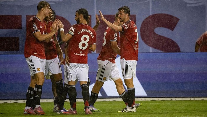 CHICAGO, ILLINOIS - JULY 30: Rasmus Hojlund of Manchester United celebrates scoring their first goal during the Premier League Summer Series match between Manchester United and AFC Bournemouth at Soldier Field on July 30, 2025 in Chicago, Illinois.  (Photo by Ash Donelon/Manchester United via Getty Images)