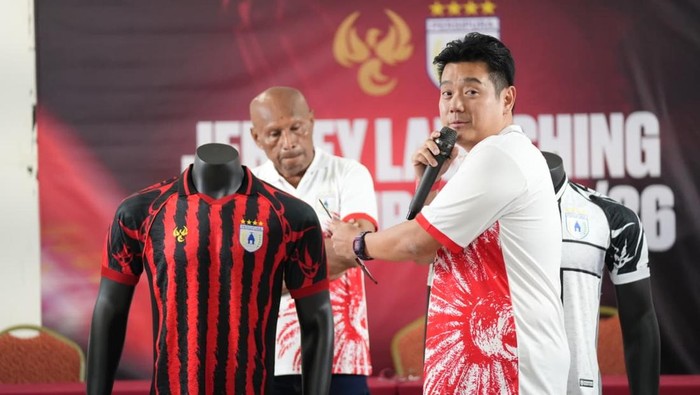 Persipura Jayapura Luncurkan Jersey 2025/2026 dari Cenderawasih Karsa: Simbol Kebangkitan dan Semangat Papua