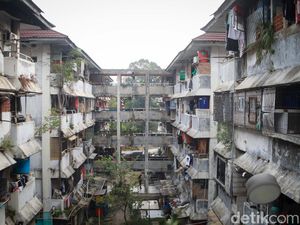 Potret Rusun Bidara Cina Rusak Tak Terawat Potret Rusun Bidara Cina Rusak Tak Terawat