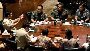 Prabowo Panggil Panglima-Kepala Staf TNI, Bahas Situasi Pertahanan Terkini