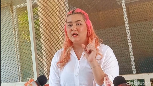 Berita Seputar Selebriti Insertlive Terkini : Tertekan Akibat Kasus Hukum, Talitha Curtis Tak Bisa Makan dan Sering Muntah