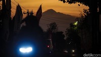 Seorang Pendaki Tersambar Petir di Gunung Merbabu