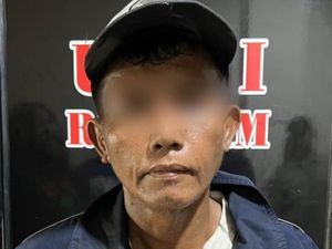 Modus Menolong, Pria Ini Ternyata Curi Motor Korban Kecelakaan di Jakbar