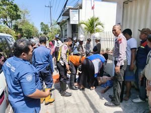 Pria Ini Syok Ibunya yang Dia Bonceng Meninggal Usai Kecelakaan Tunggal