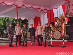 Sambut HUT ke-80 RI, Pangdam Udayana Buka Pagelaran Baleganjur Kreasi