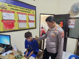 Berawal Kenalan di Medsos, Pemuda Sleman Embat iPhone ABG Klaten Berawal Kenalan di Medsos, Pemuda Sleman Embat iPhone ABG Klaten