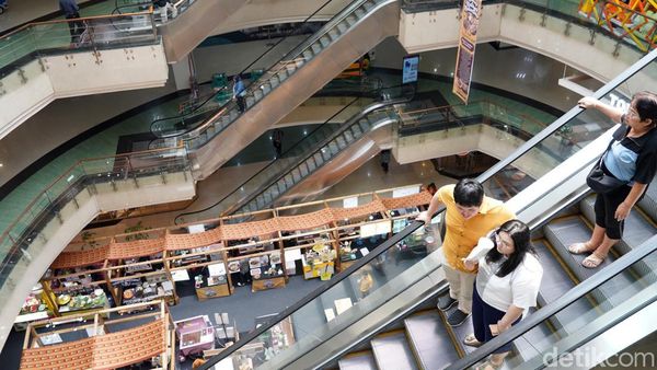 Rekonsep Mal: Strategi Bertahan di Tengah Gempuran Belanja Online