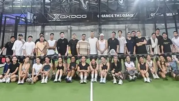 Azizah Salsha dan Philo main padel bareng