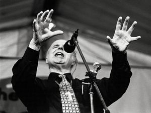 Kesaksian Ngeri Penyintas Kekerasan Seksual Sekte Jesus Army di Inggris