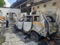 Kronologi Lengkap Bule Australia Curi lalu Bakar Mobil Warga di Bali