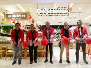 Video: Merapat! Gerai Oishiwa Hadir di Transmart Cibubur Video: Merapat! Gerai Oishiwa Hadir di Transmart Cibubur