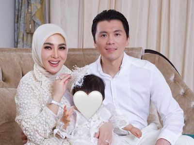 Perayaan Ulang Tahun Syahrini dan Putri di Indonesia