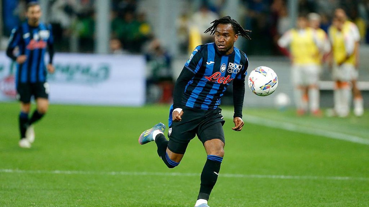 Ademola Lookman diminati Inter Milan, namun Atalanta enggan melepasnya ke sesama klub Italia. Foto: Getty Images/MB Media