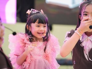 Gemas! Ameena All Out Nyanyi Jadi Bintang Tamu, Meski Aurel dan Atta di Korsel Gemas! Ameena All Out Nyanyi Jadi Bintang Tamu, Meski Aurel dan Atta di Korsel