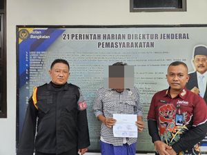 Napi ODGJ di Rutan Bangkalan Dapat Amnesti Presiden Prabowo Napi ODGJ di Rutan Bangkalan Dapat Amnesti Presiden Prabowo
