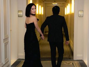 Love is in the Air! Ari Lasso dan Dearly Djoshua Mesra Terus