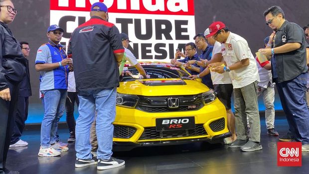 PT Honda Prospect Motor (HPM) mengumumkan rangkaian acara Honda Culture Indonesia 2025 yang akan digelar di 11 kota dari barat hingga timur Indonesia. Agenda tahunan ini menjadi ajang temu komunitas terbesar Honda sekaligus bagian dari perayaan sejumlah tonggak penting perjalanan Honda di Tanah Air.